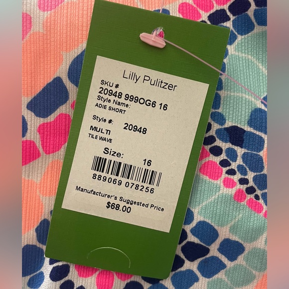 Lilly Pulitzer Shorts - Picture 2 of 3
